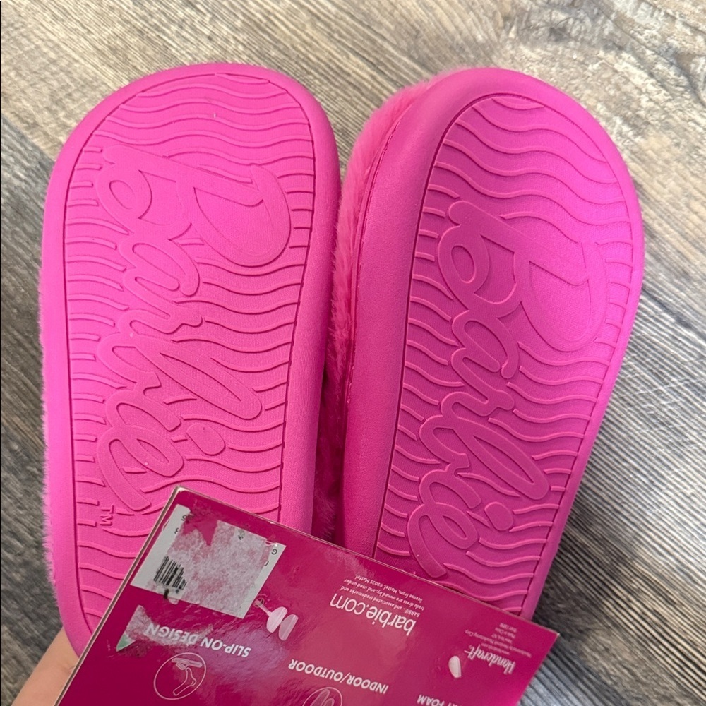 Barbie Glitter Heart Pink Slippers - Picture 8 of 10